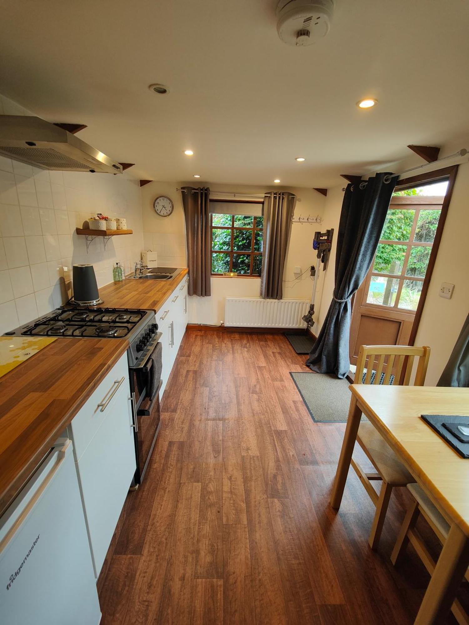 The Garden Lodge Llynclys 외부 사진