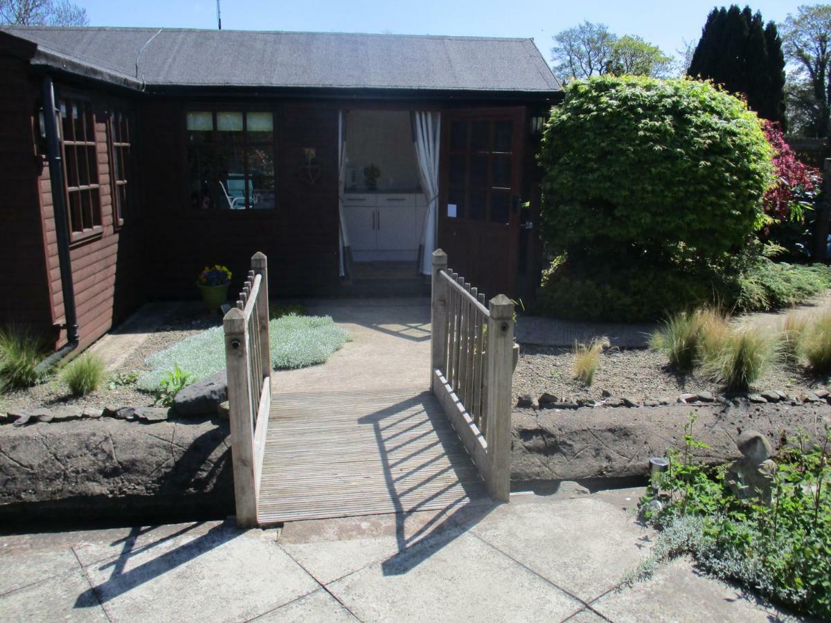 The Garden Lodge Llynclys 외부 사진
